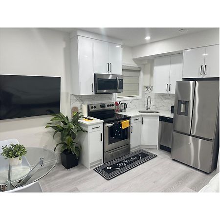 Award Winning Boho Paradise Sunlit Modern Suite YYC Exterior foto