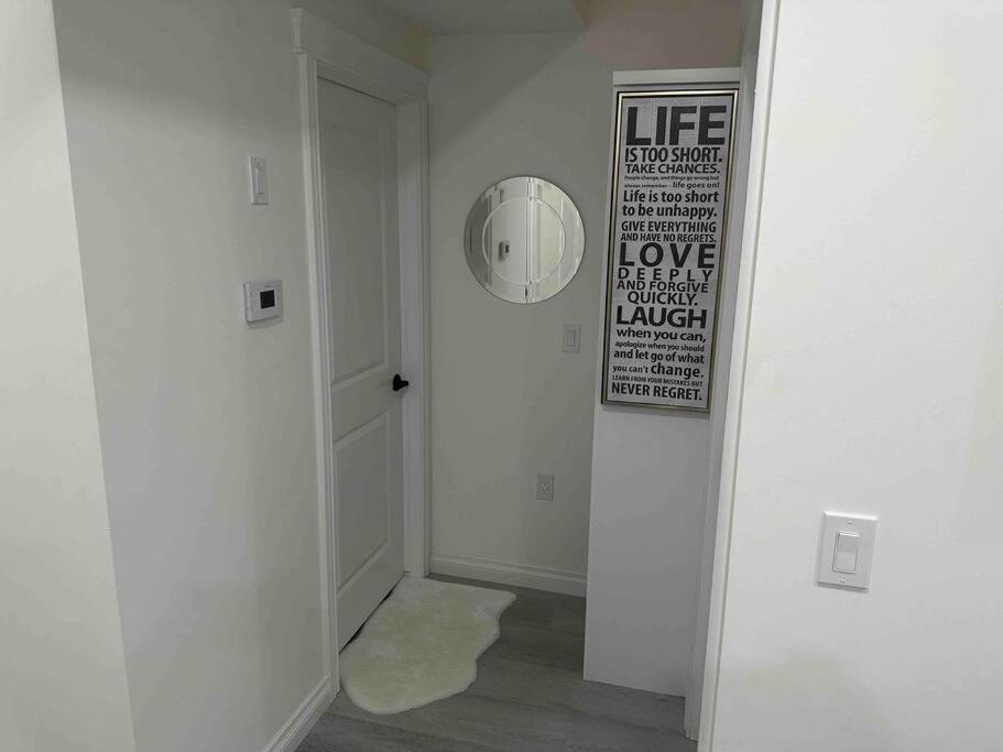 Award Winning Boho Paradise Sunlit Modern Suite YYC Exterior foto