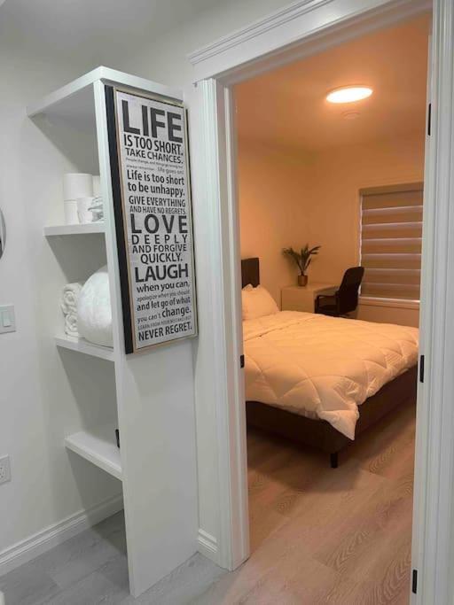 Award Winning Boho Paradise Sunlit Modern Suite YYC Exterior foto